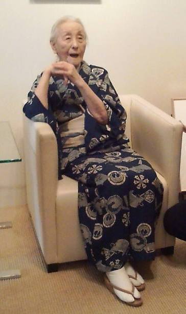 20090704 Gサンカイビ篠田桃紅作品展3.jpg