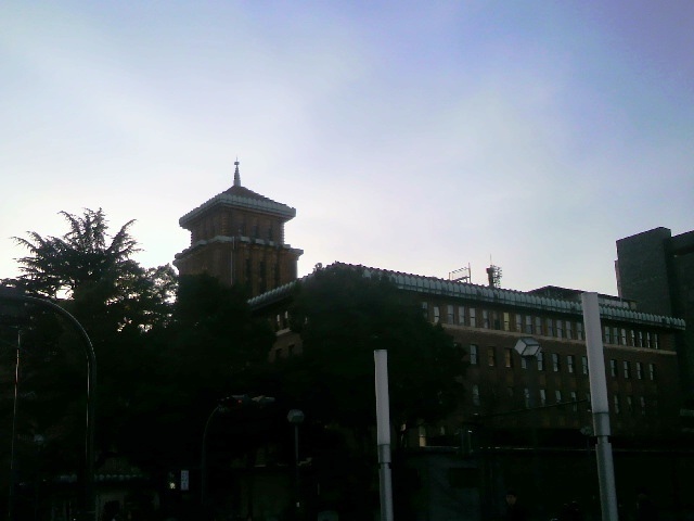 20101225 横浜6神奈川県庁.JPG