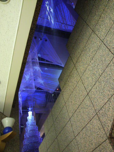 20101225 Landmark Xmas1.JPG